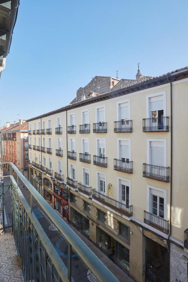 Apartamentos Abastos Logroño Kültér fotó